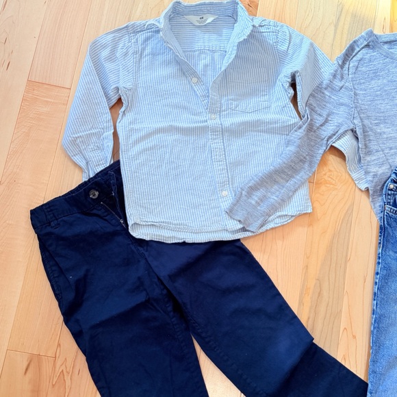 H&M Blue Jeans with White and Light Blue Shirts - Picture 4 of 5